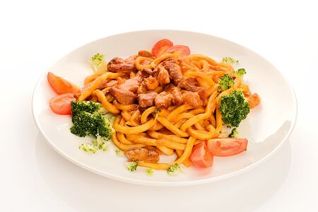 Лапша Вок с курицей и соусом карри