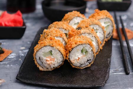 Ролл Сяке темпура