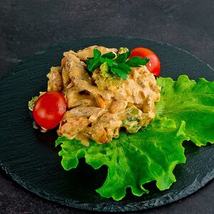 Курица с овощами в сливках