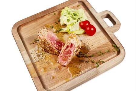 Стейк тунца на гриле