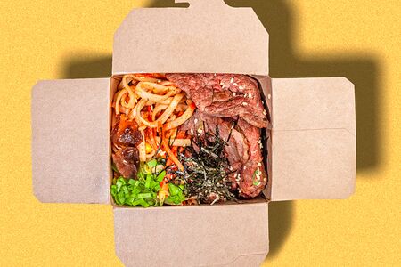 Жареная лапша с говяжьей вырезкой