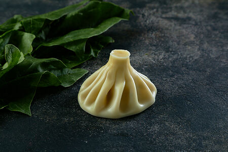 Хинкали с сыром и шпинатом