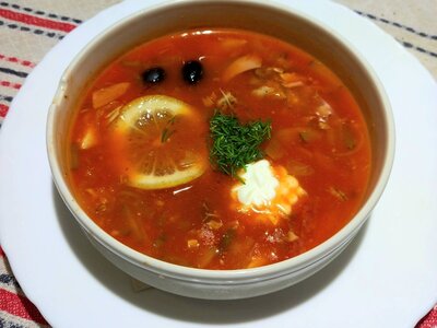 Солянка сборная мясная