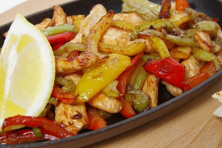 Огненный фахитос с курицей