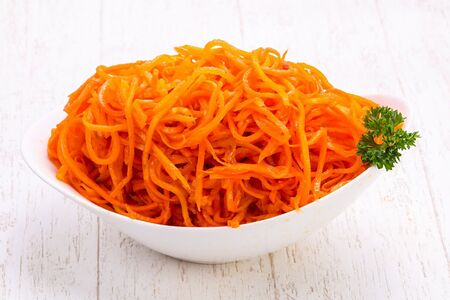 Морковка по-корейски