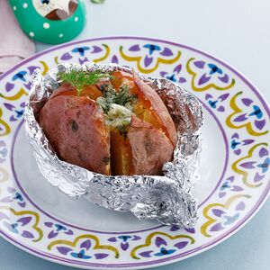 Запеченый картофель с чесноком