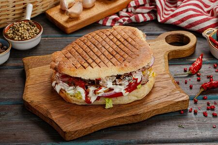 Шаурма в донаре куриная