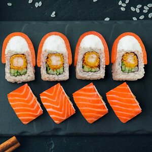 Император с лососем