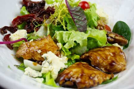 Салат Микс с курицей