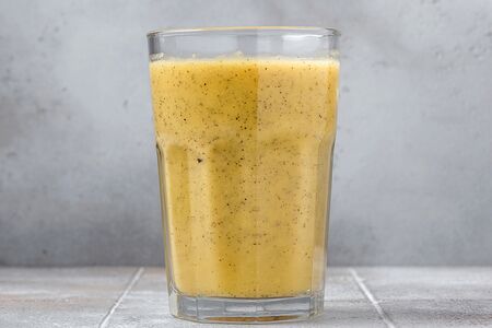 Смузи Манго-Маракуйя-Апельсин