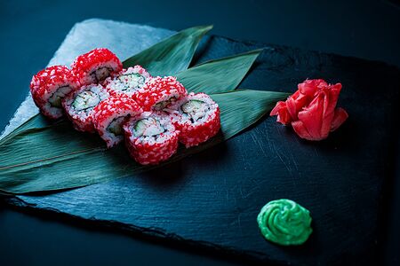 Калифорния с крабом