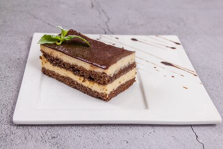 Пирожное Птичка