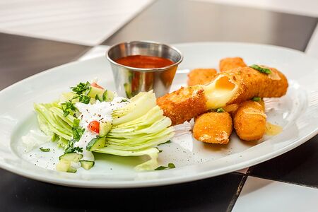 Домашние сырные палочки