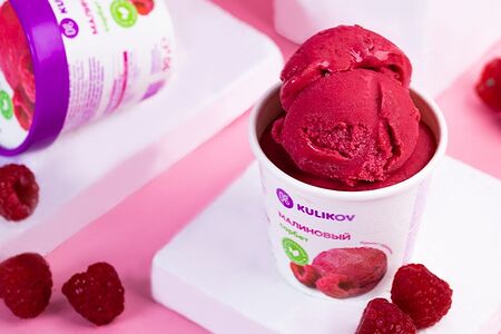 Сорбет Малиновый фруктовый десерт