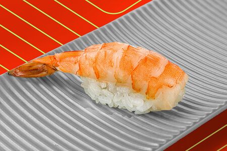 Суши с креветкой