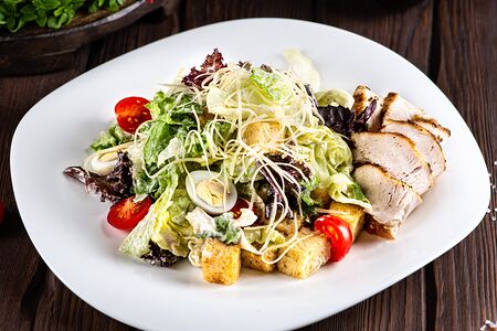 Цезарь с курицей