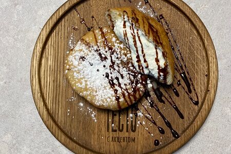 Пончик армянский с творожным кремом