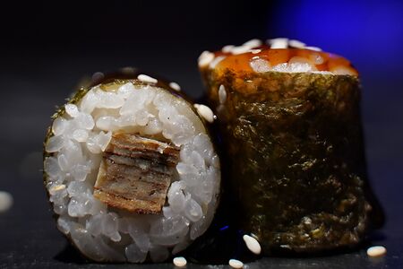 Ролл с омлетом