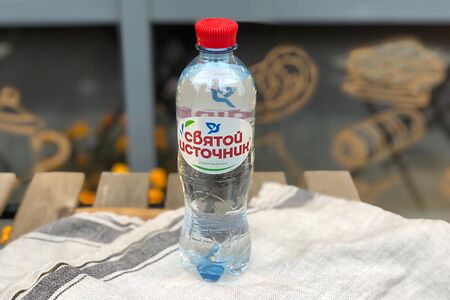 Вода Святой Источник газированная