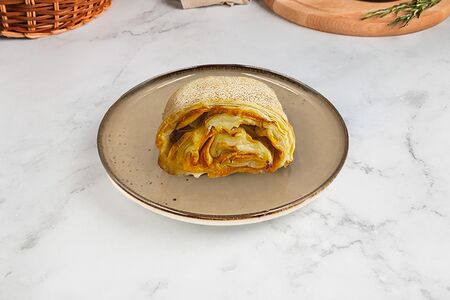 Штрудель с яблоком