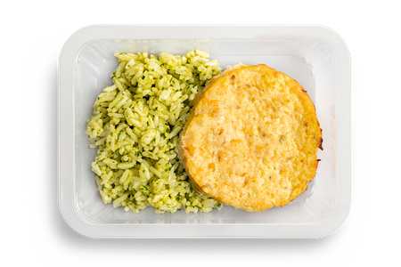 Рыбная котлета с рисом и песто