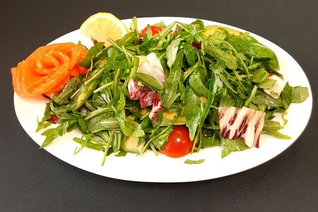 Экзотический с лососем