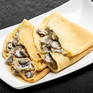 Блины с жюльеном