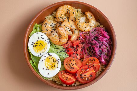 Боул с креветками