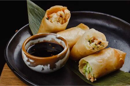 Спринг-ролл с цыпленком