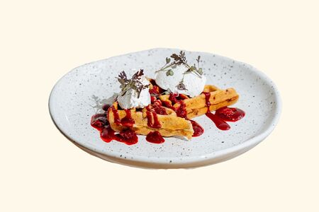 Венские вафли малиновые