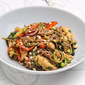 Соба терияки с курицей