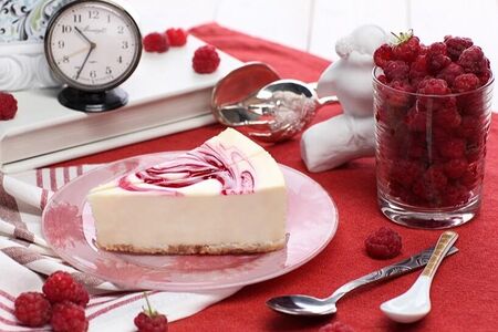 Чизкейк Нью-Йорк с малиной
