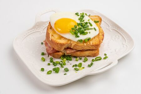 Сэндвич Крок-Мадам