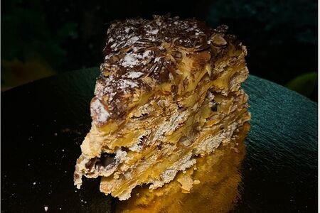 Торт Безе с черносливом