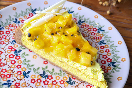 Чизкейк Манго-маракуйя