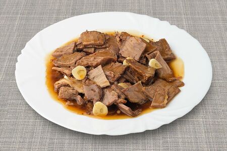 Говядина в соусе