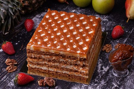 Торт Медовый S