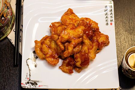 Свинина в кисло-сладком соусе