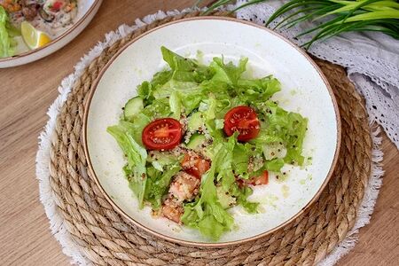 Салат с авокадо и киноа