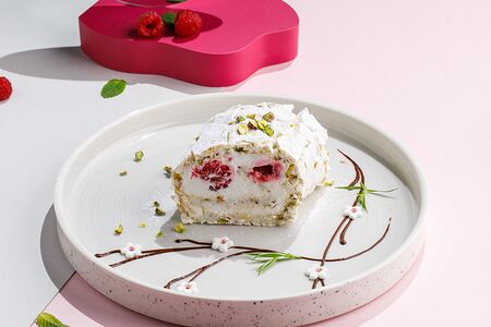 Фисташковый рулет