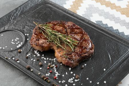 Стейк Рибай