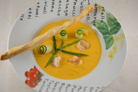 Крем-суп сливочный с креветками