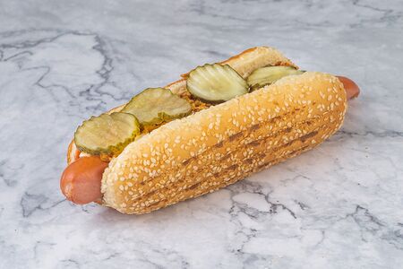 Датский с куриной сосиской