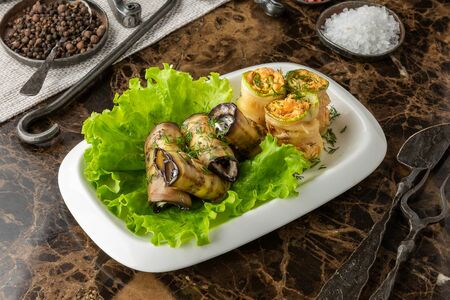 Фаршированные рулетики из баклажанов и кабачков