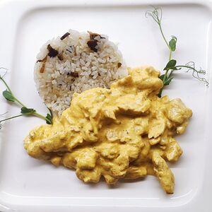 Куриная грудка в сливках