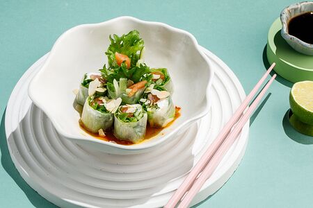 Фреш-ролл с копченым лососем