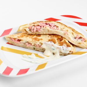 С ветчиной и сыром