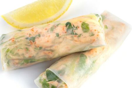 Спринг-ролл кани