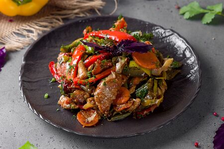 Овощное рагу с курицей