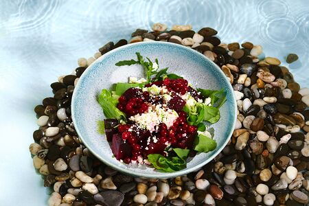Печёная свекла с фермерским сыром